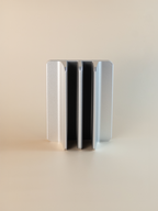 laptop vertical stand front details